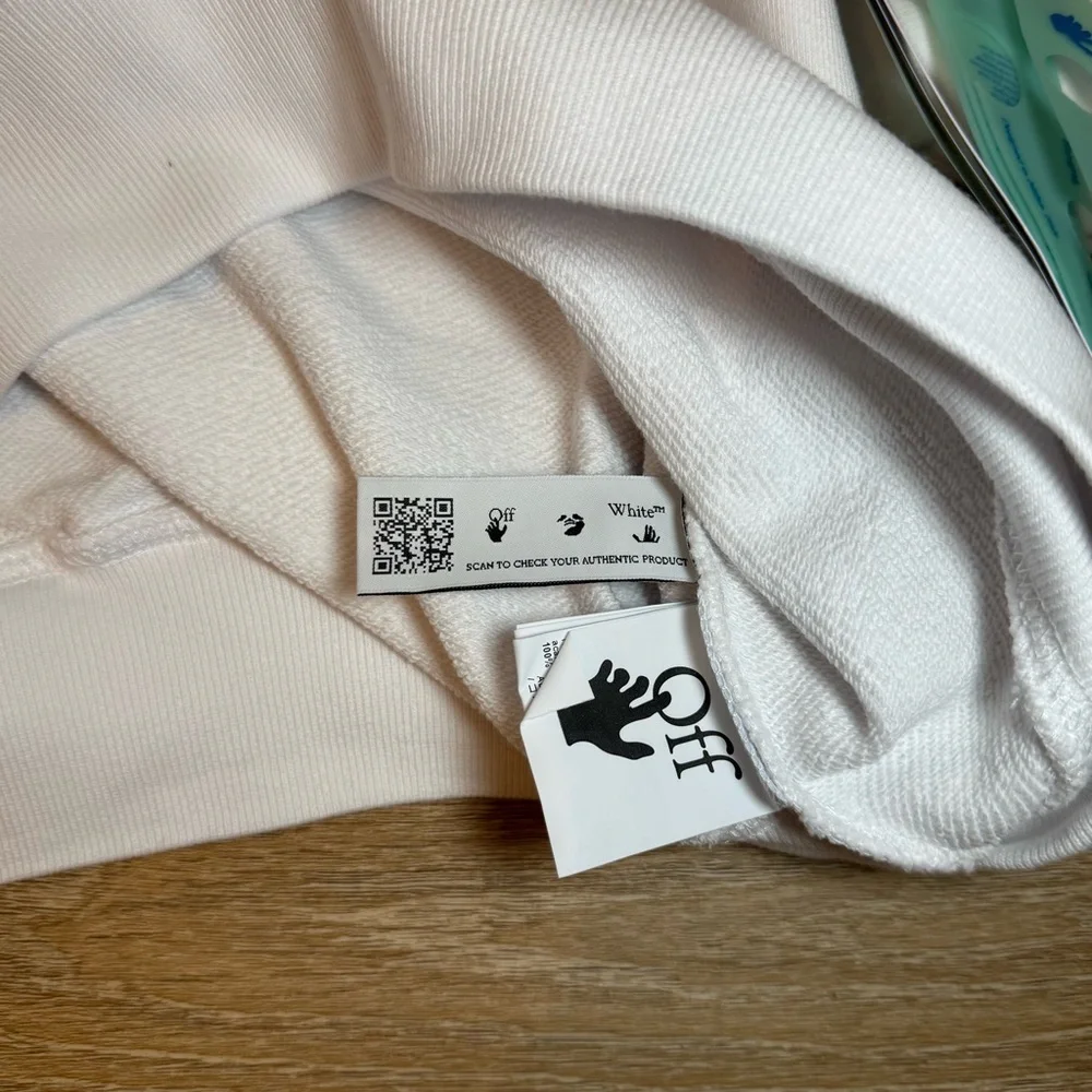 Off-White CNY Cropped Women’s Hoodie - Picture 9 of 12